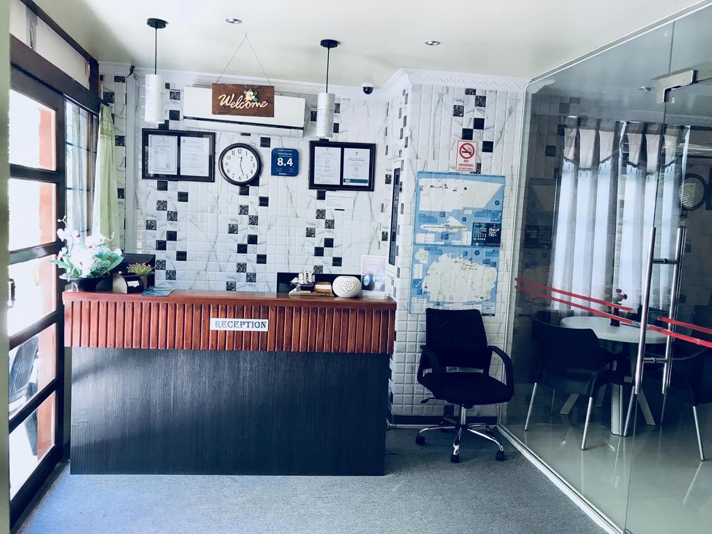 Coral Queen Inn 胡鲁马累 外观 照片