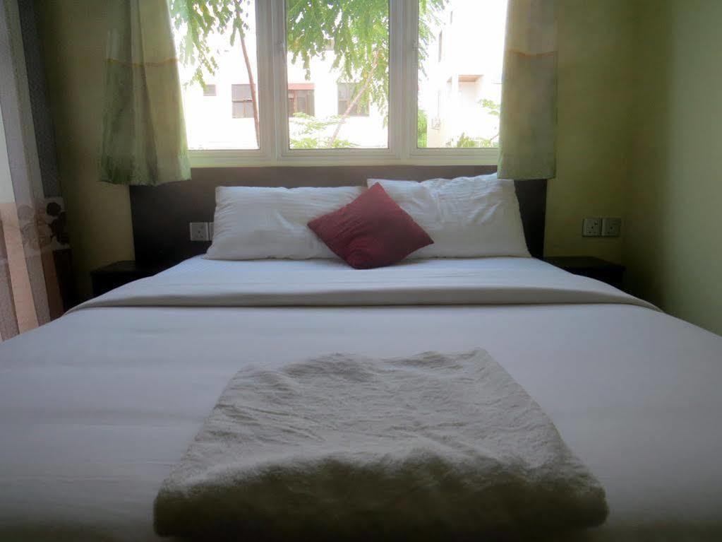 Coral Queen Inn 胡鲁马累 外观 照片